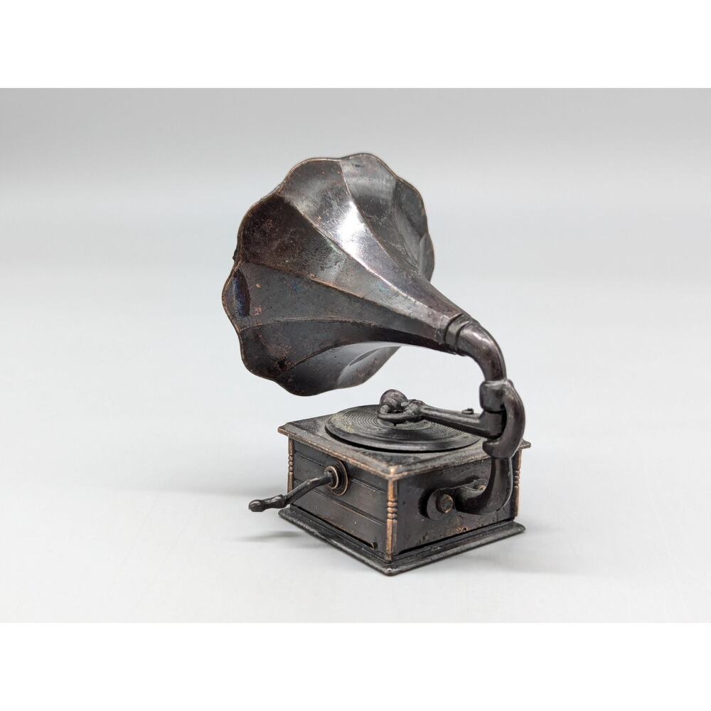 Vintage Diecast Mini Mechanical Phonograph Pencil Sharpener Decoration Hong Kong - Picture 3 of 12